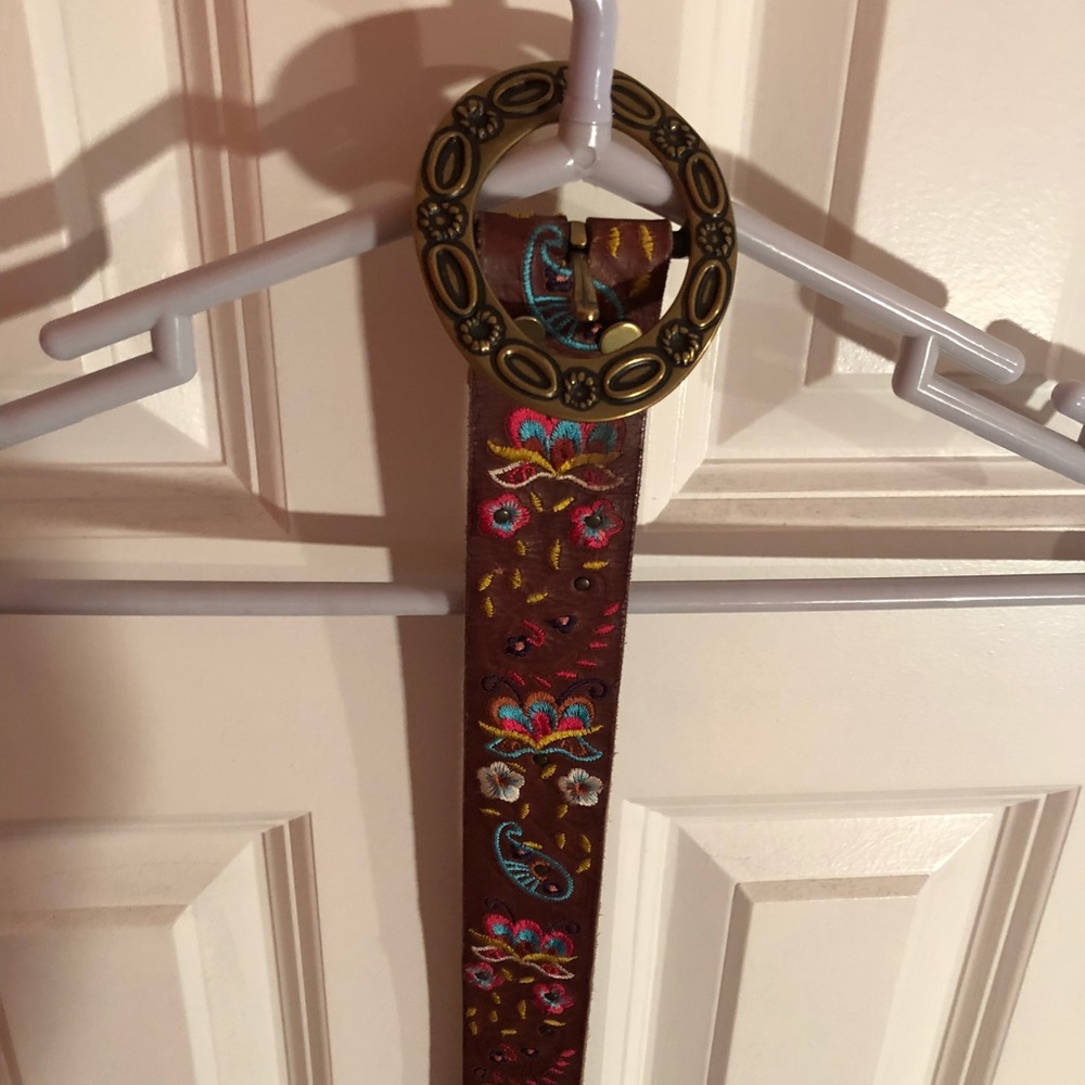 Lucky Brand Embroidered Western Belt